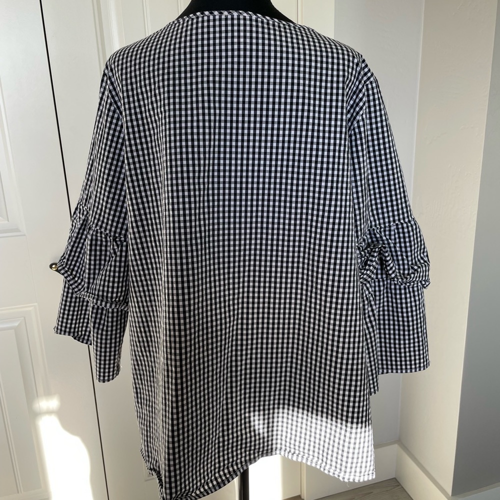 Fun top - Picture 3 of 4